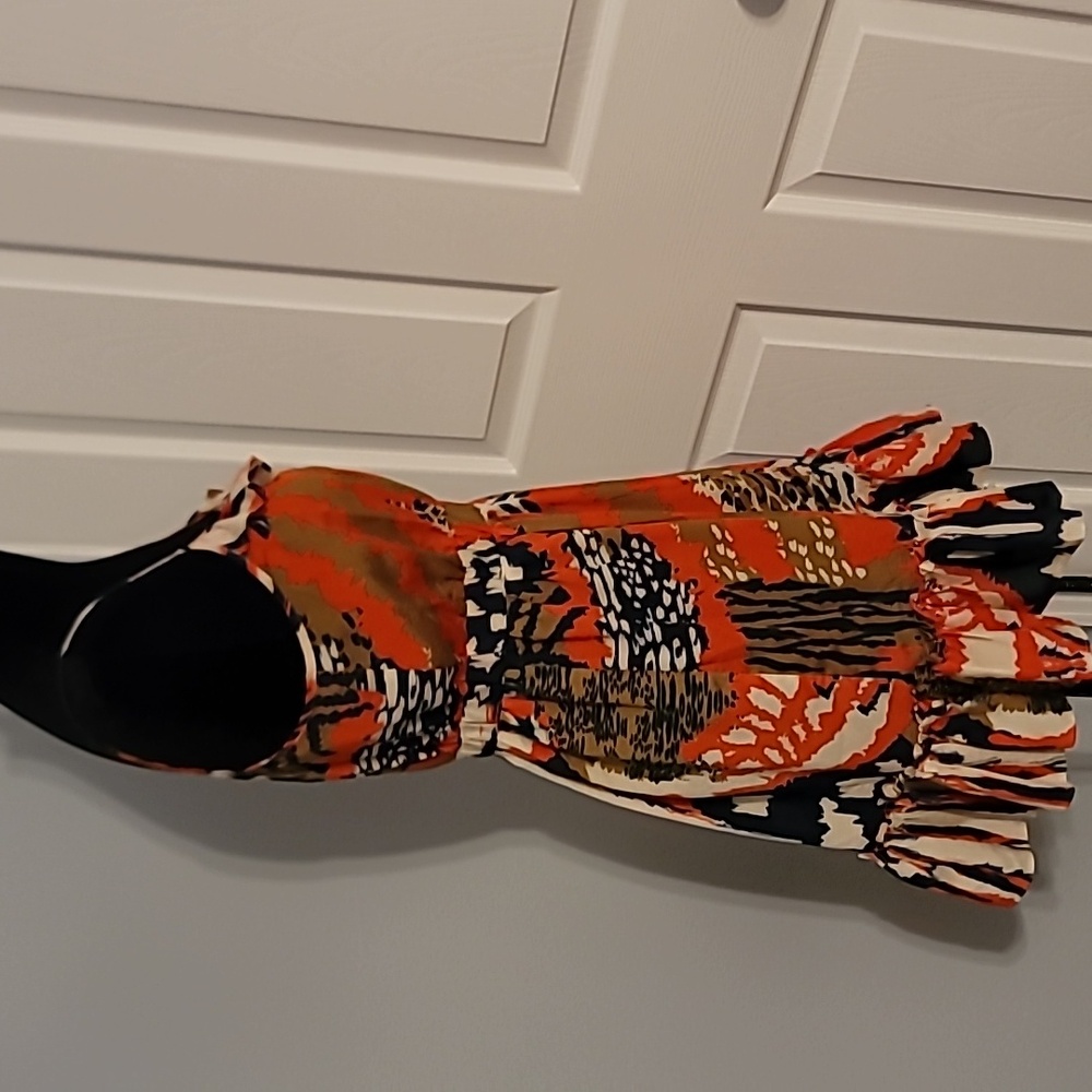 Abstract Print Ruffle Dress - Picture 6 of 7
